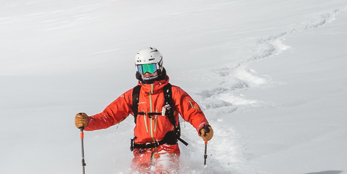 Skier in pulver